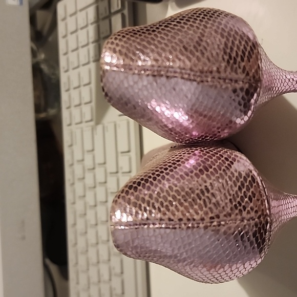 BEAUTIISOLES ABIGAIL SQUARE TOE PUMP IN PINK METALLIC SIZE 5 - Picture 6 of 6